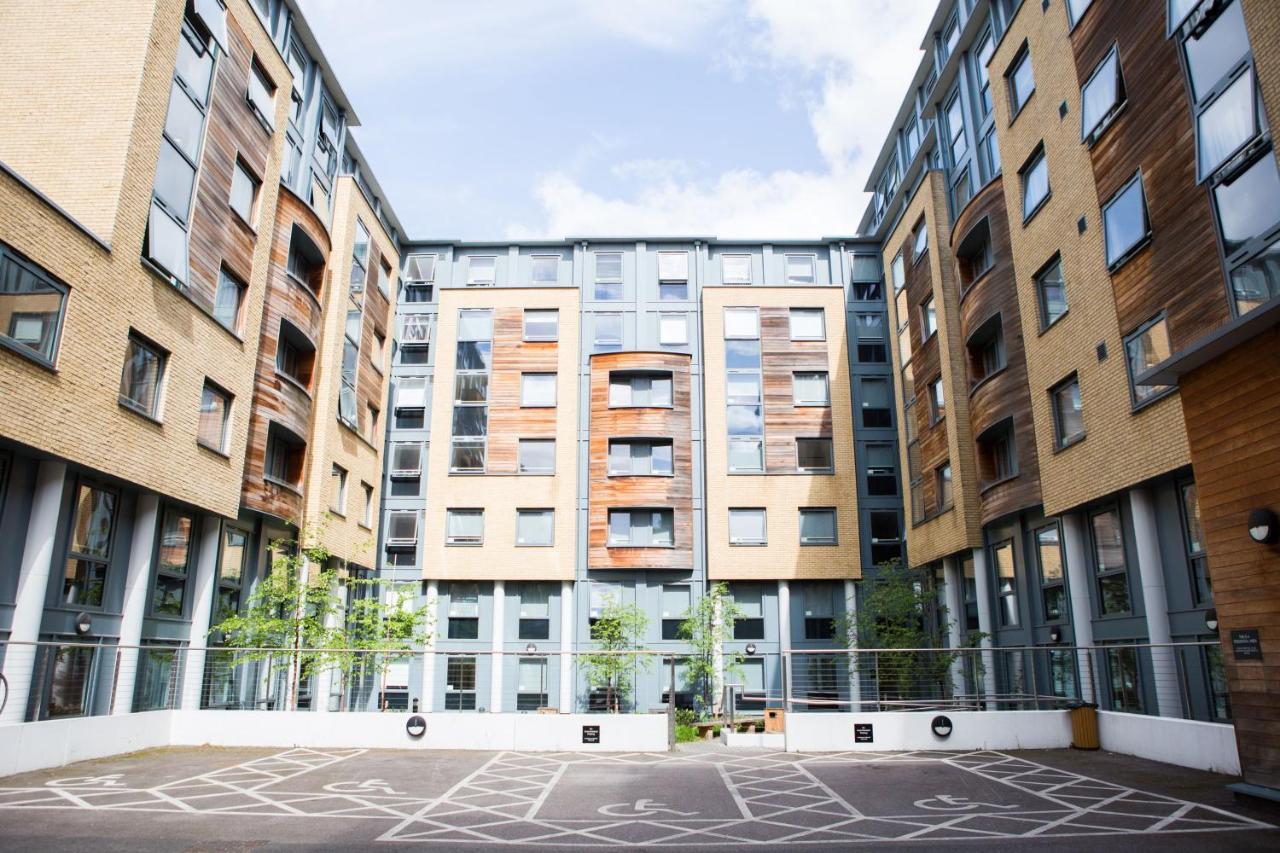 For Students Only Chapter Islington In London Exterior foto
